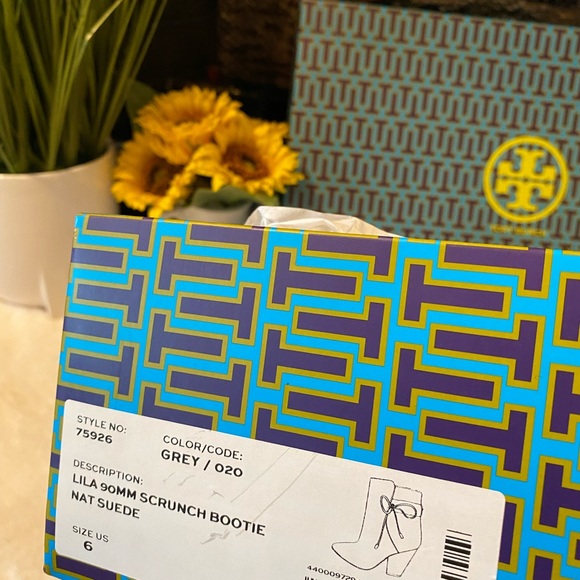 TORY BURCH LILA BOOTIES - Picture 10 of 10